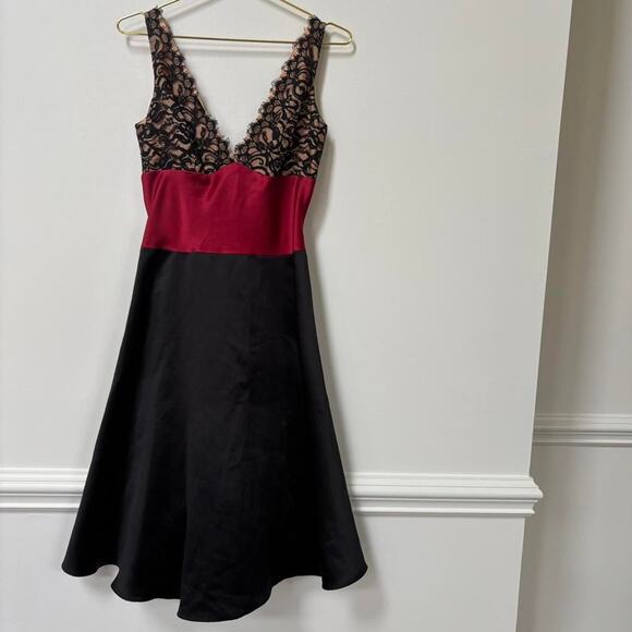 Vtg Y2K Laundry by Shelli Segal Lace Midi Dress - Picture 2 of 6